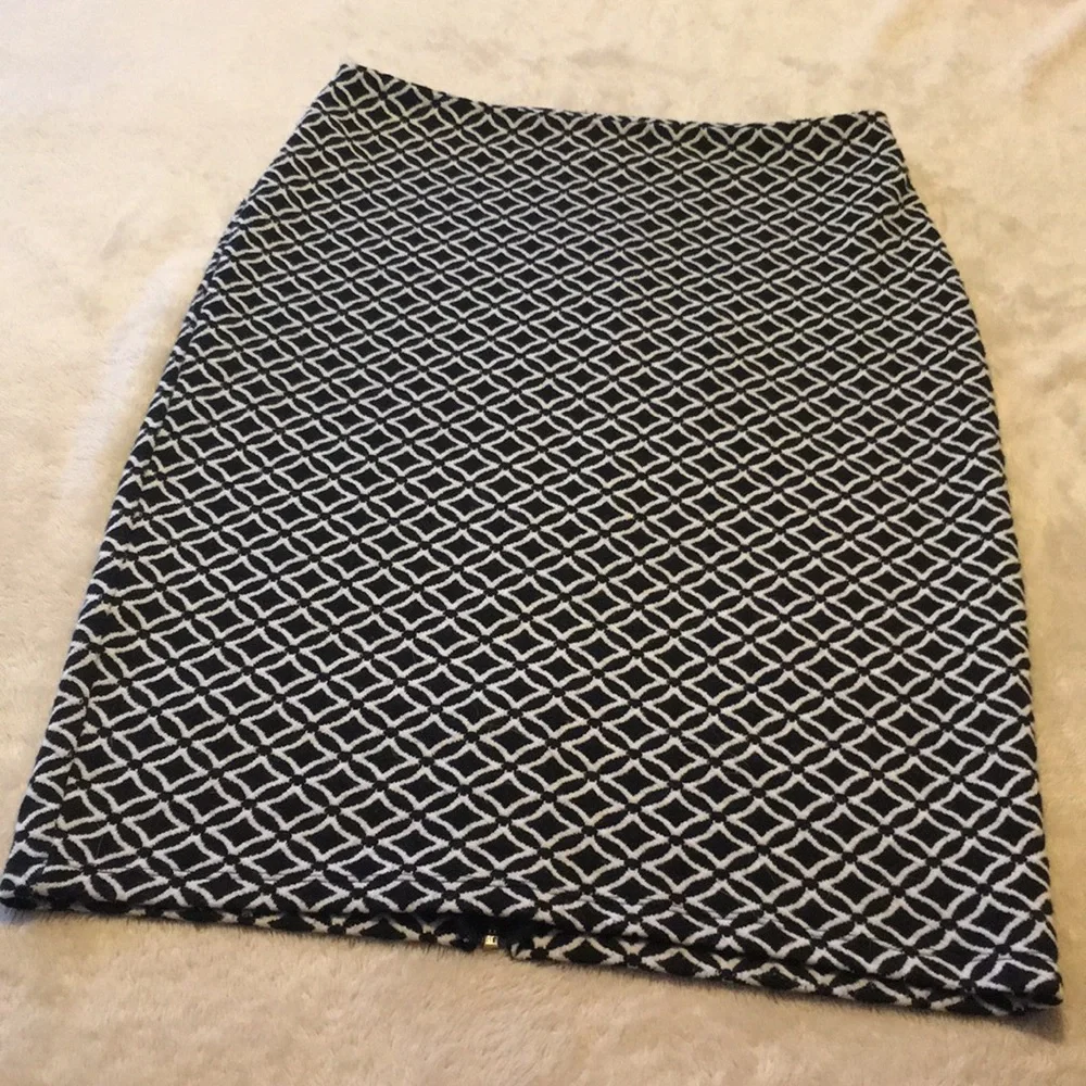 Mossimo Black & White High Waisted Pencil Skirt